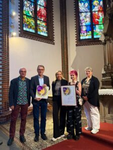 Verleihung des Preises beim Schuljahresabschluss Gottesdienst
